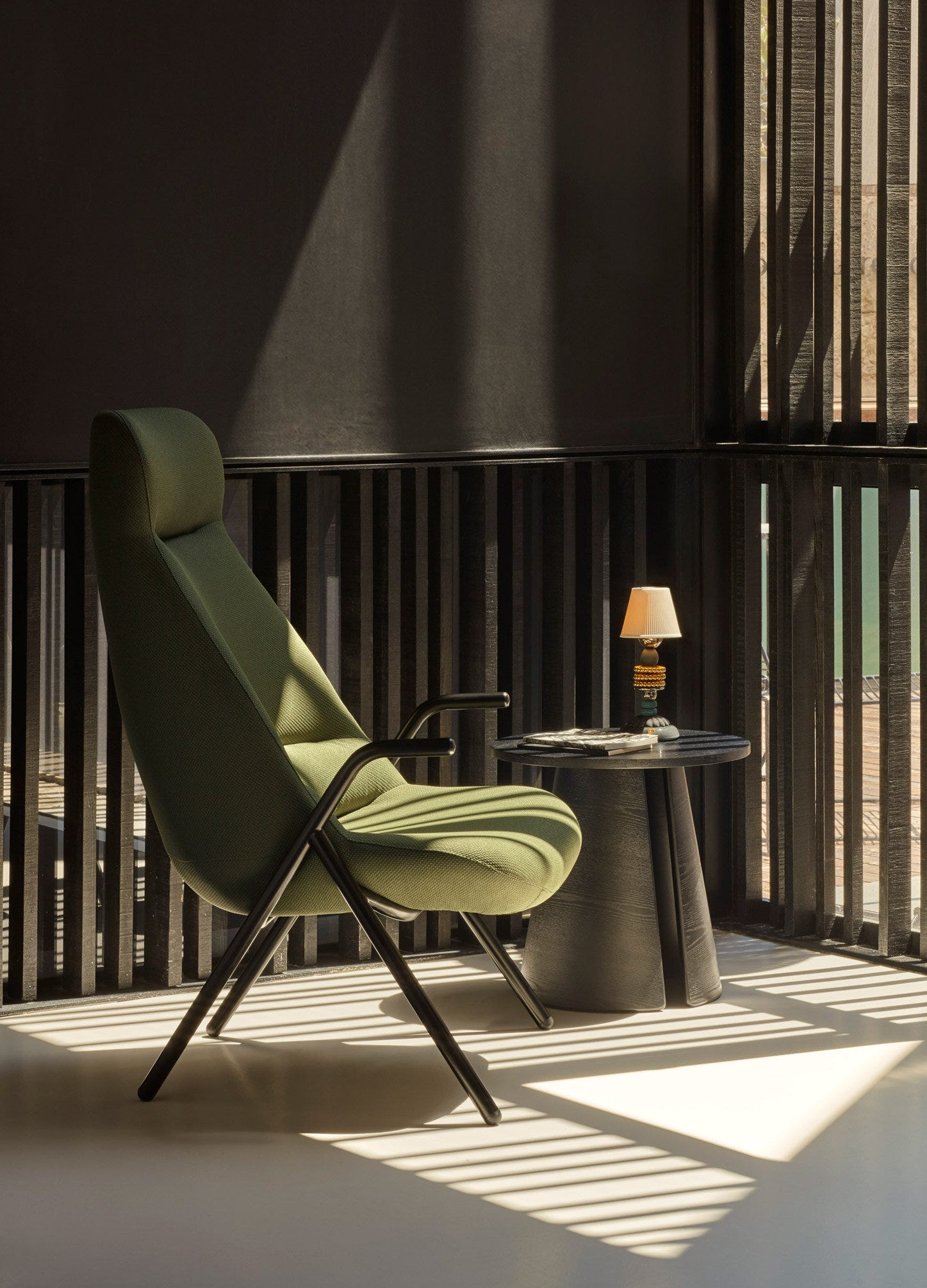 LLADRO Firefly Kablosuz Şarjlı Abajur Siyah, Gold D’Maison