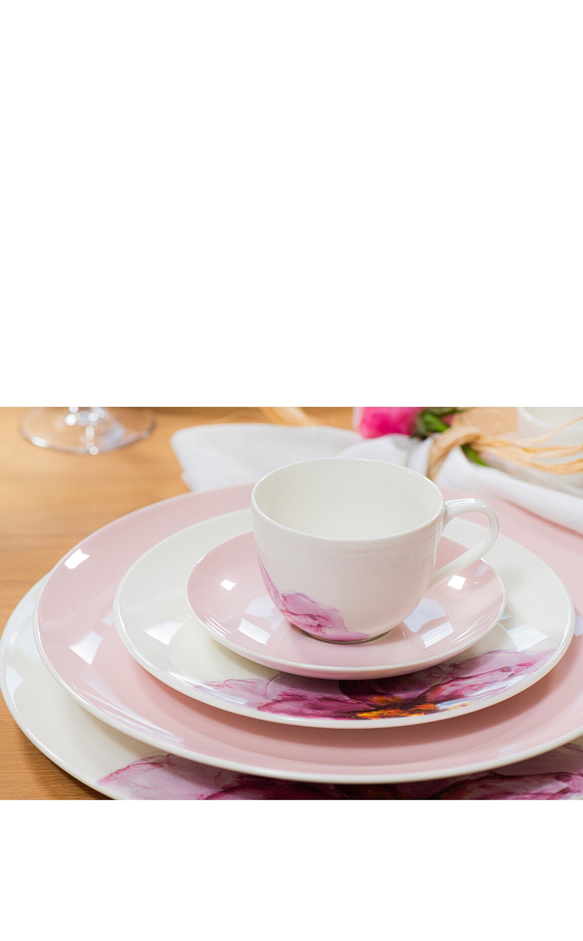 VILLEROY AND BOCH Rose Garden Pembe Kahve, Çay Fincan Tabağı D’Maison