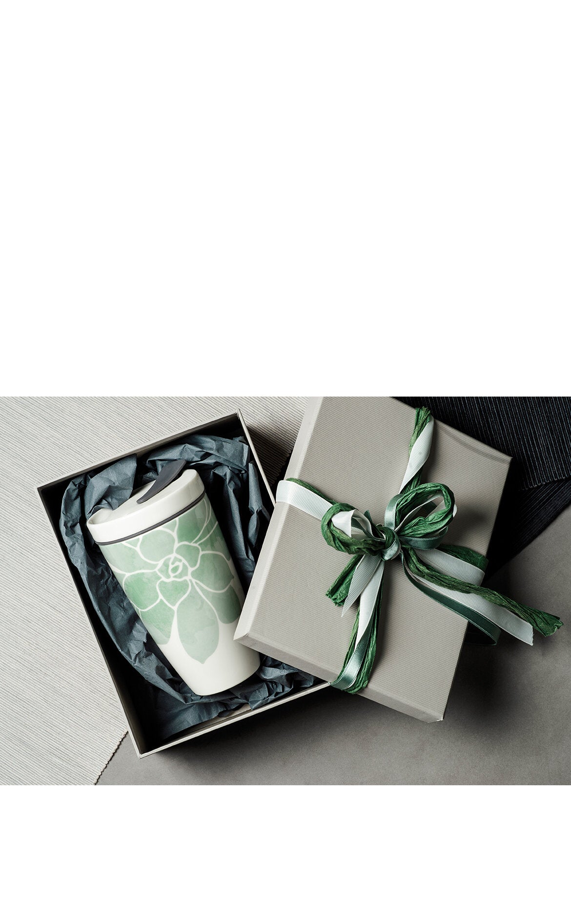 VILLEROY AND BOCH Coffee To Go Yeşil Çiçekli Porselen Kupa Termos 0,35L D’Maison