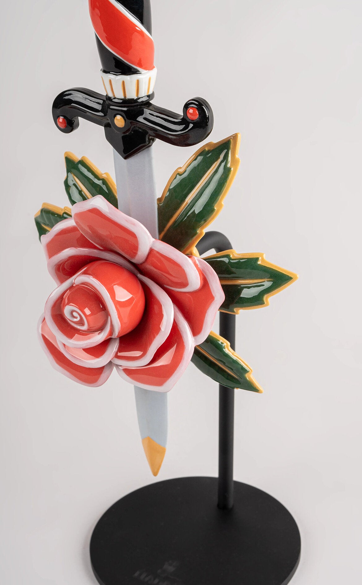 LLADRO H Hançer ve Gül Obje D’Maison