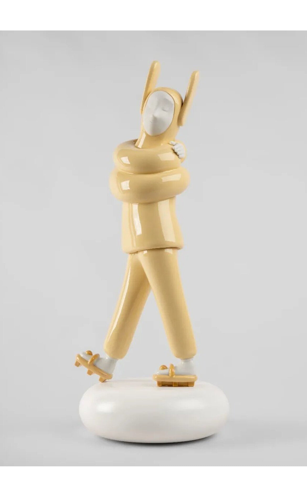 LLADRO Kucaklaşma Sarı Heykel D’Maison