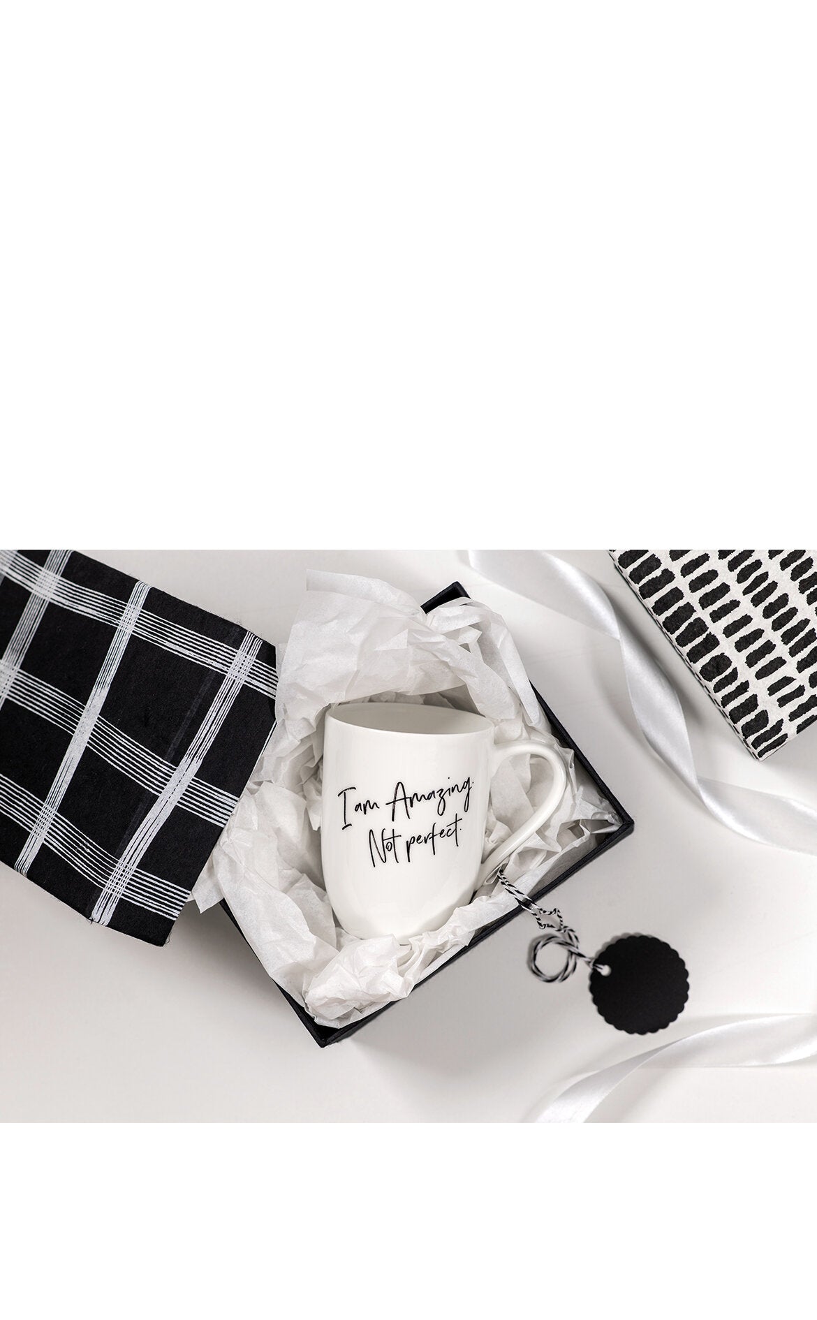 VILLEROY AND BOCH Statement Mesajlı Kupa 'Amazing. Not Perfect' D’Maison