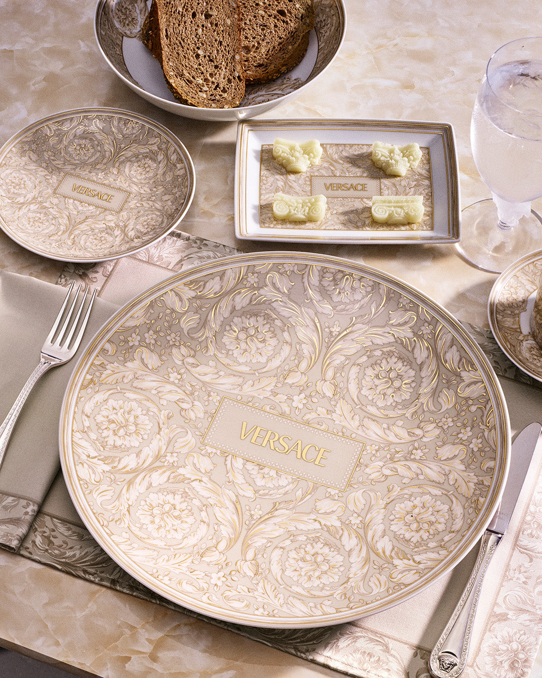 VERSACE Barocco Bej 12 Kişilik 51 Parça Porselen Yemek Takımı D’Maison 