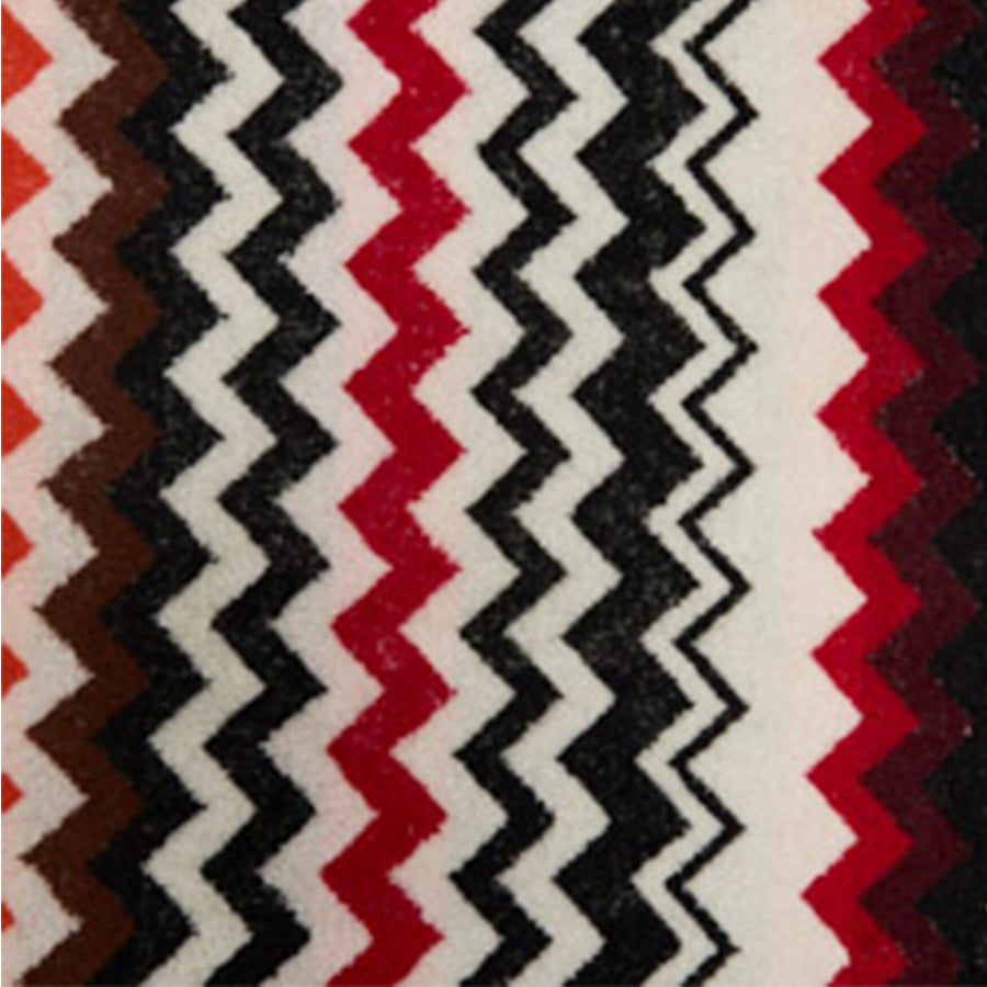 Best 156 - Kırmızı Çok Renkli Zigzag Desenli Banyo Havlusu 70 x 115 cm